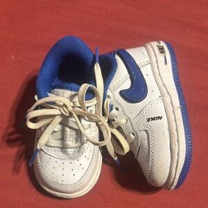 Nike Kids White and Royal Blue Sneakers